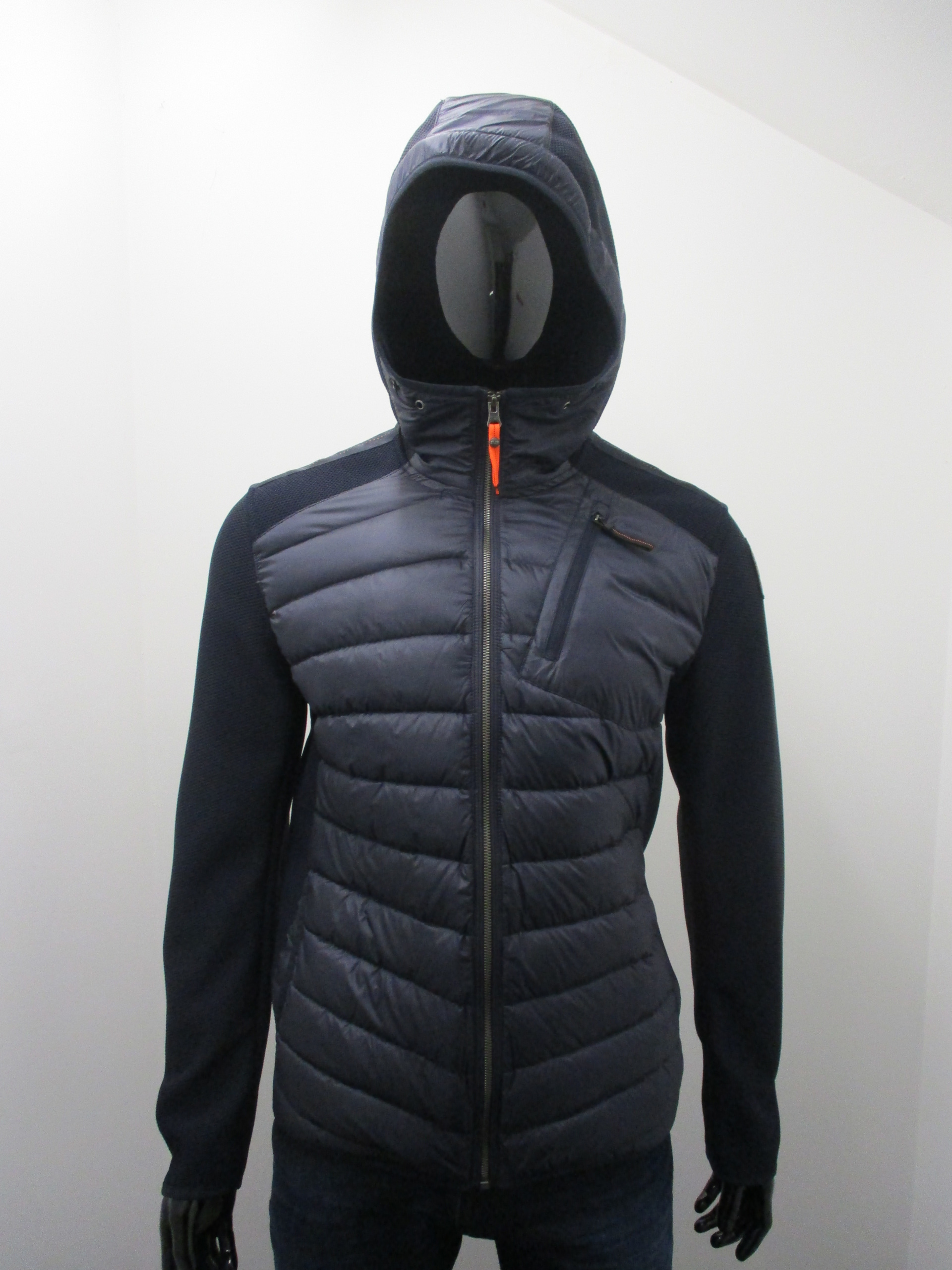 parajumpers hooded jacket